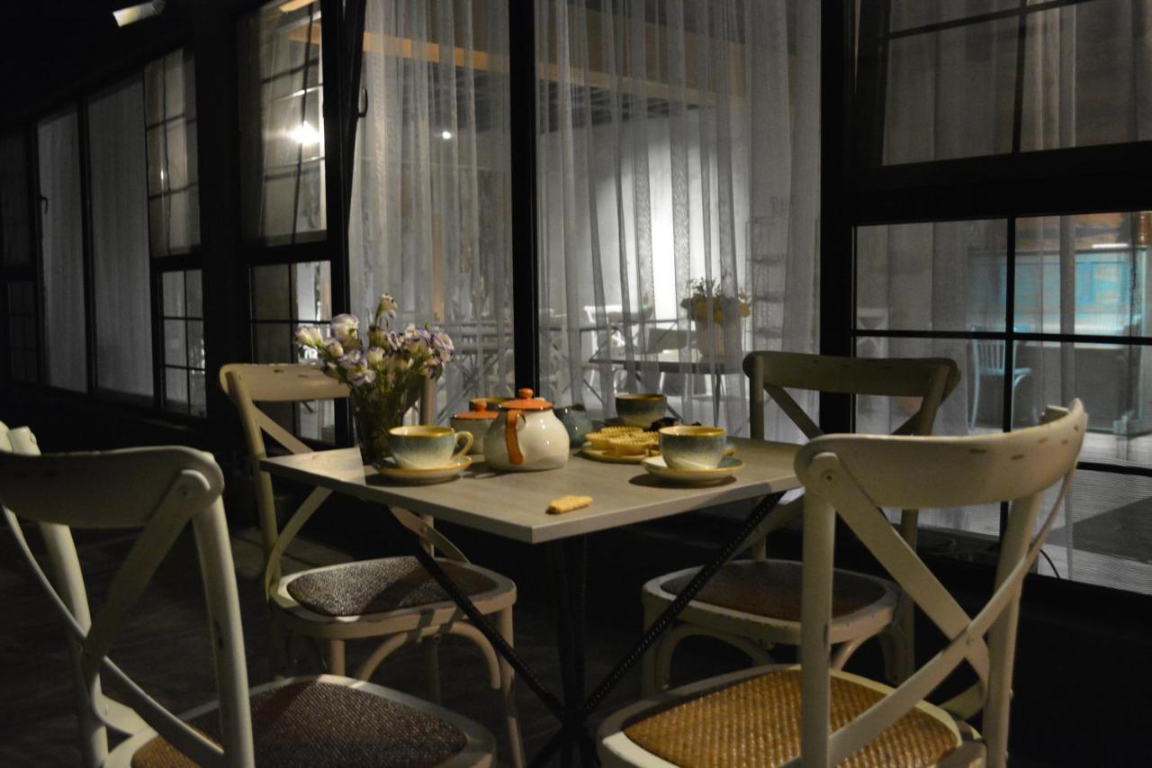 Yeghegis Hotel Arevi מראה חיצוני תמונה