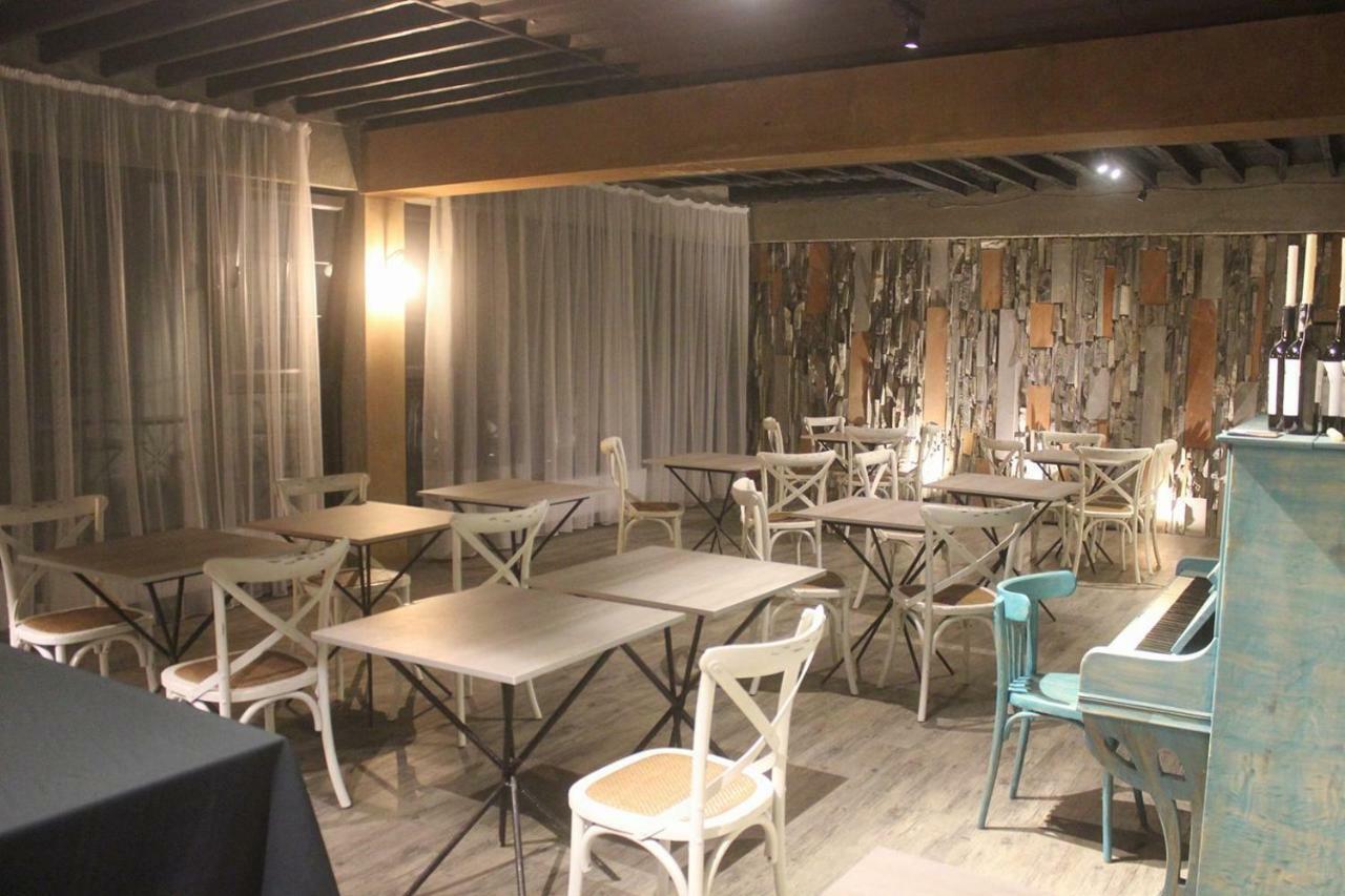 Yeghegis Hotel Arevi מראה חיצוני תמונה